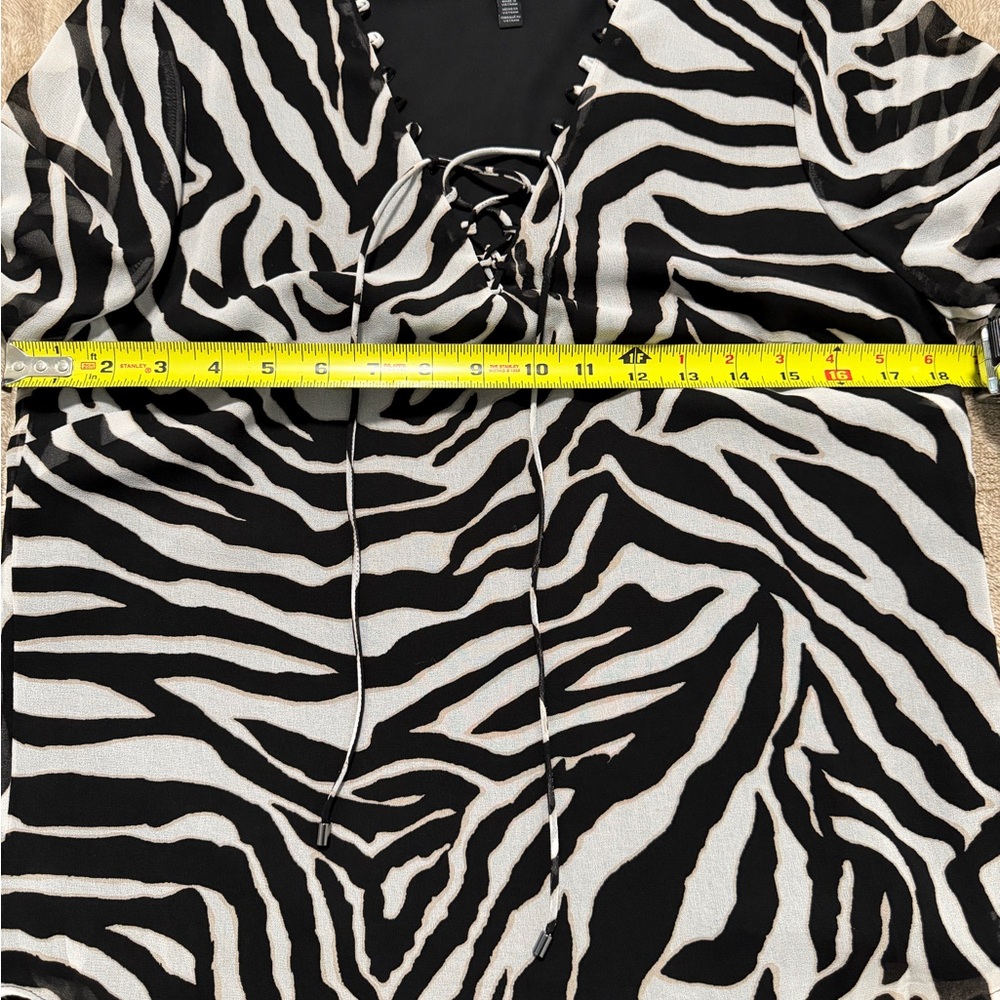 White House Black Market Zebra Print Lace-Up Blouse, Size Small - Picture 9 of 12
